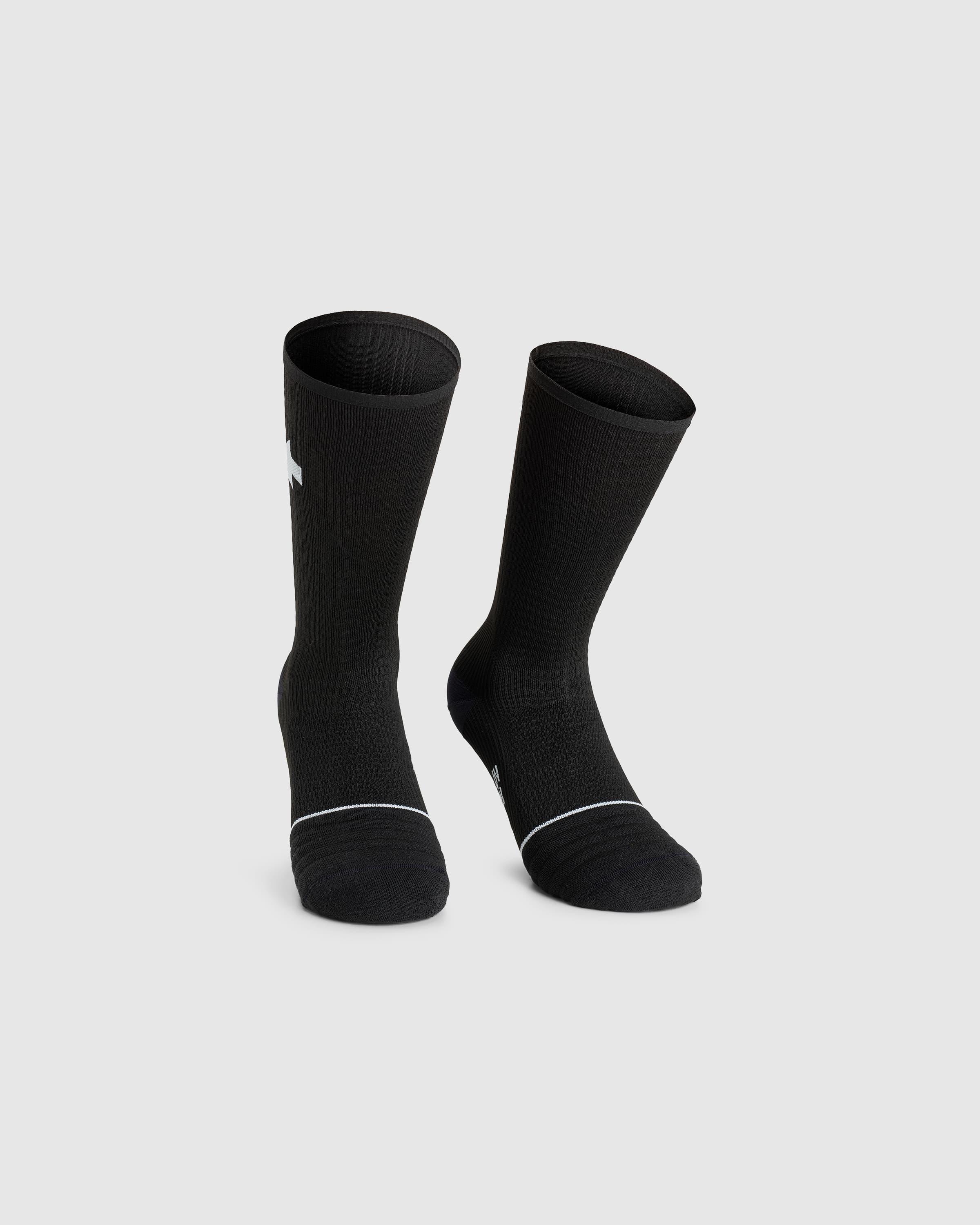 Носки ASSOS EQUIPE 2/3 Socks P1 Black Series, I, фото 1 из 2